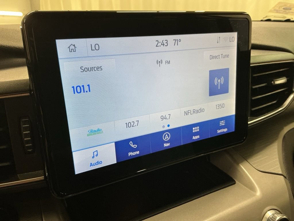 Used 2023 Ford Explorer XLT w/ Equipment Group 202A RWD image 23