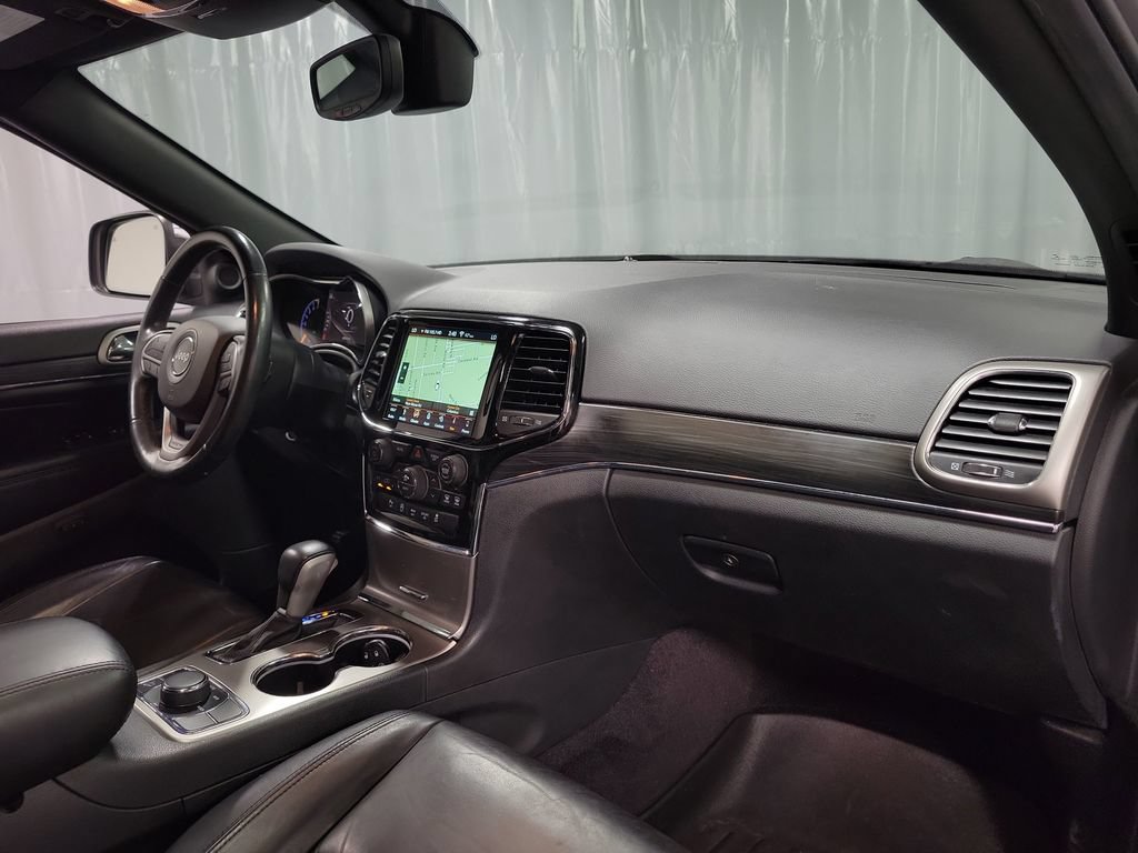 Used 2019 Jeep Grand Cherokee Limited AWD/4WD image 30