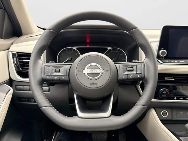 Used 2023 Nissan Rogue SL AWD/4WD image 12
