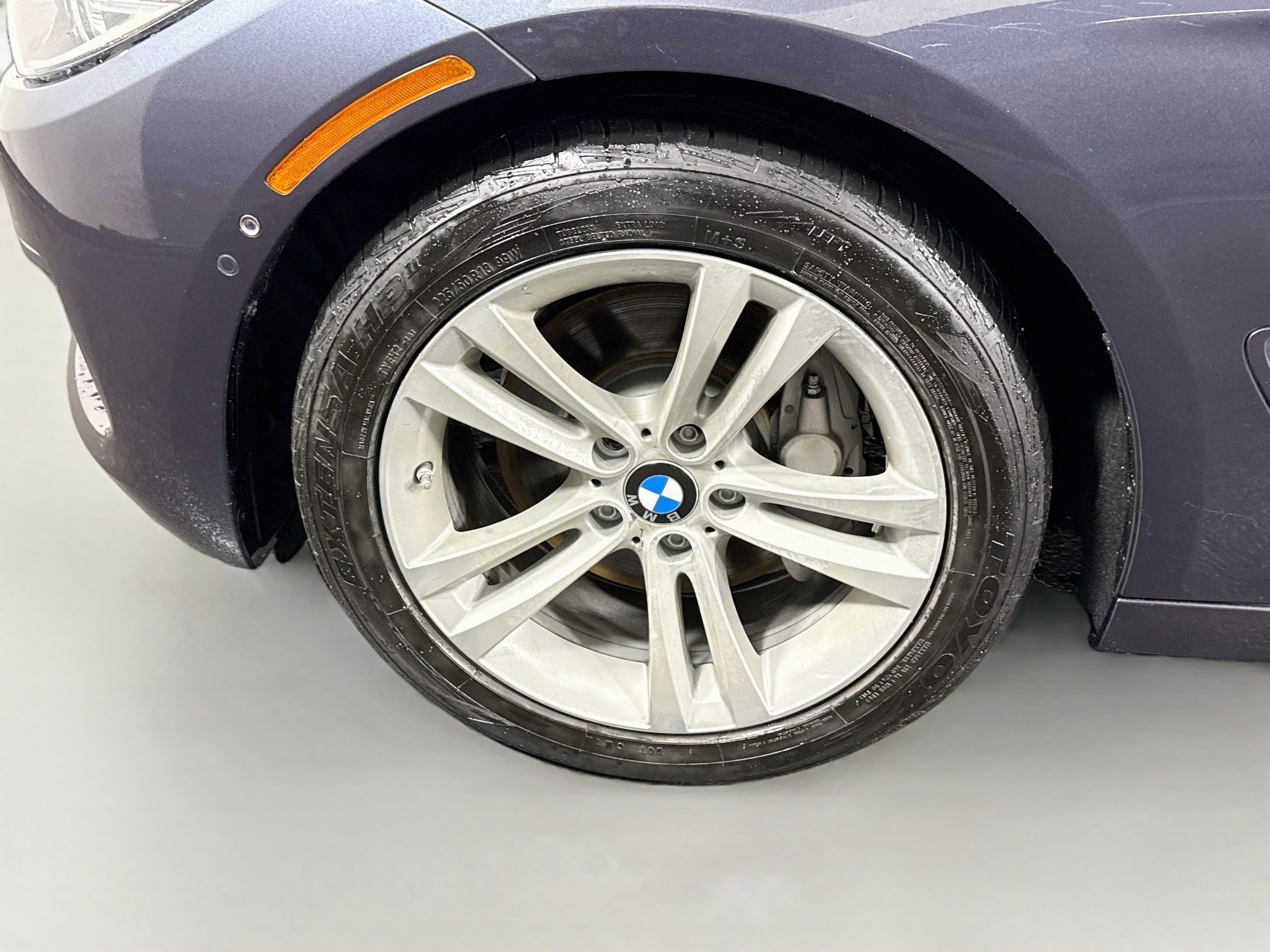 Used 2017 BMW 340i Gran Turismo xDrive AWD/4WD image 38