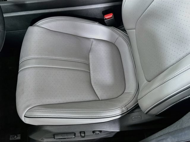 Certified 2025 Honda Pilot Elite image 30