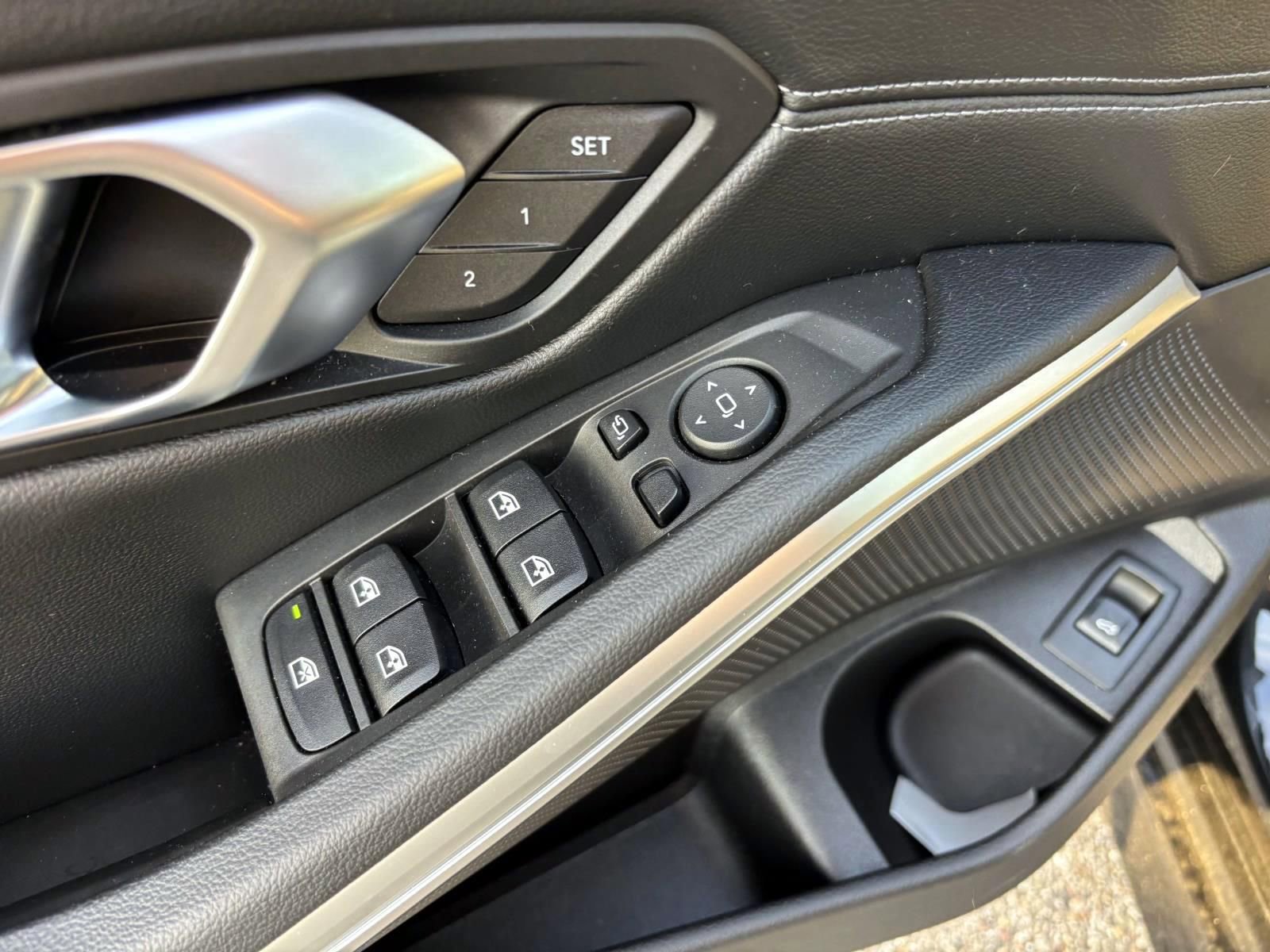 Used 2023 BMW 330i xDrive Sedan w/ Premium Package AWD/4WD image 13