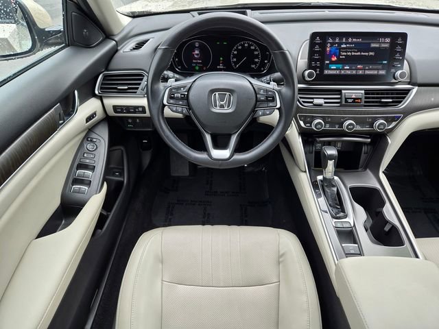 Used 2018 Honda Accord Touring image 11