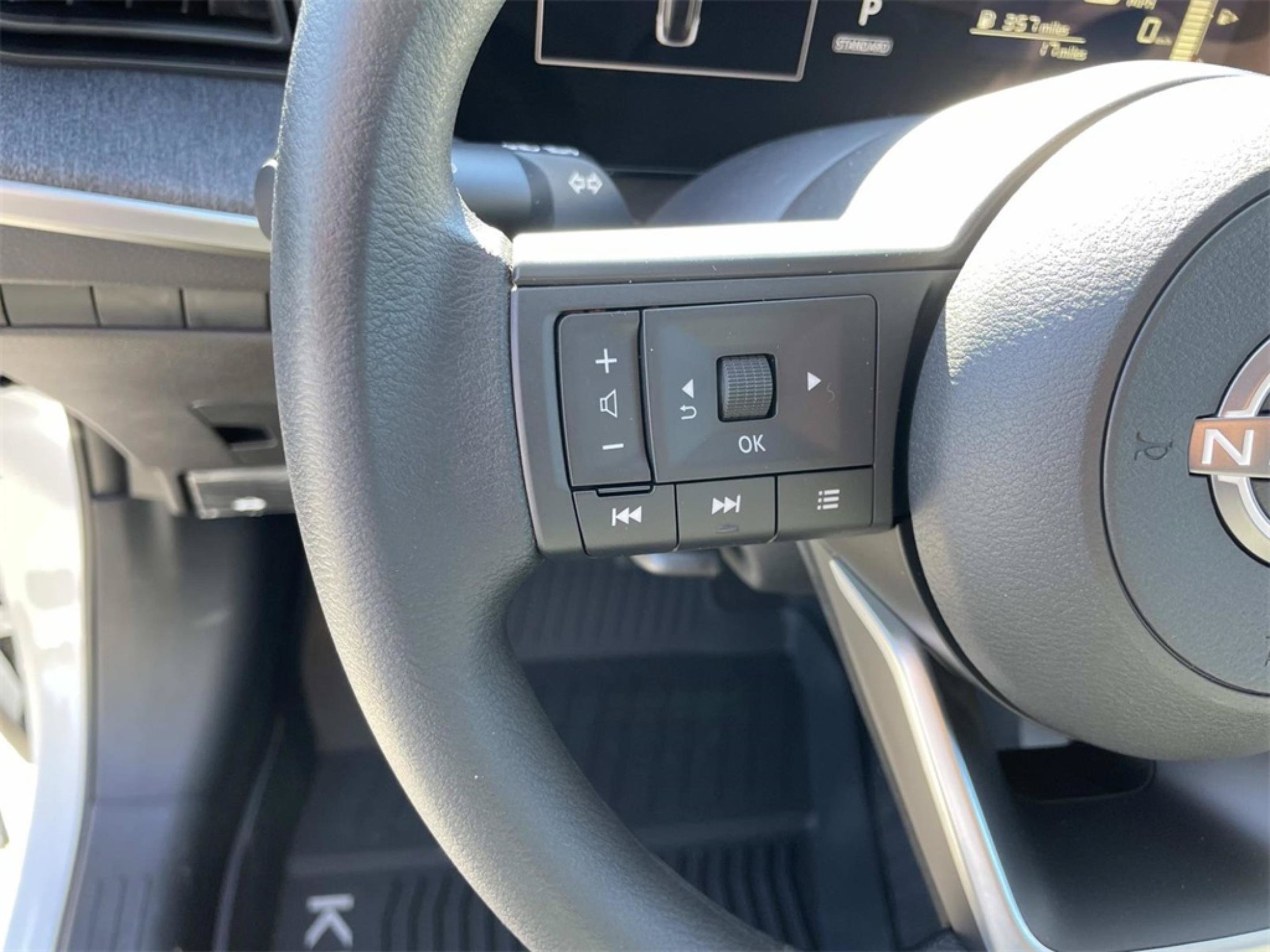 New 2026 Nissan Kicks SV w/ Cold Weather Package FWD image 16