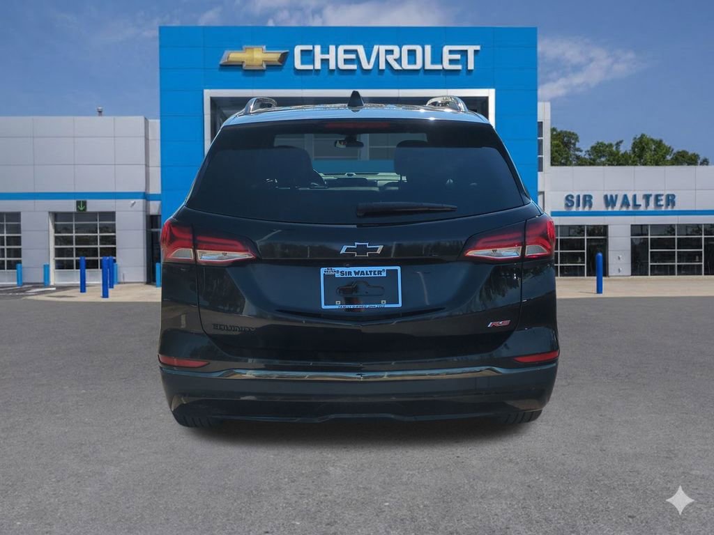 Used 2023 Chevrolet Equinox RS w/ RS Leather Package image 5