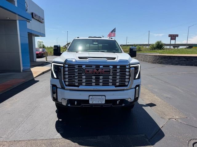 New 2026 GMC Sierra 3500 Denali w/ Denali Reserve Package AWD/4WD image 3
