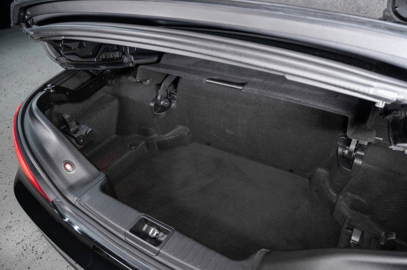 Used 2016 Mercedes-Benz SL 550 image 10