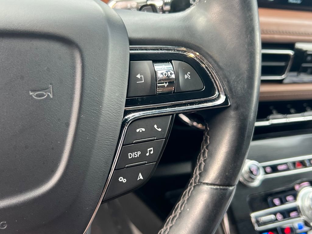 Used 2022 Lincoln Nautilus Reserve w/ Equipment Group 202A image 21