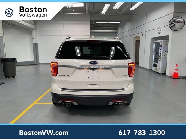 Used 2019 Ford Explorer Platinum image 3