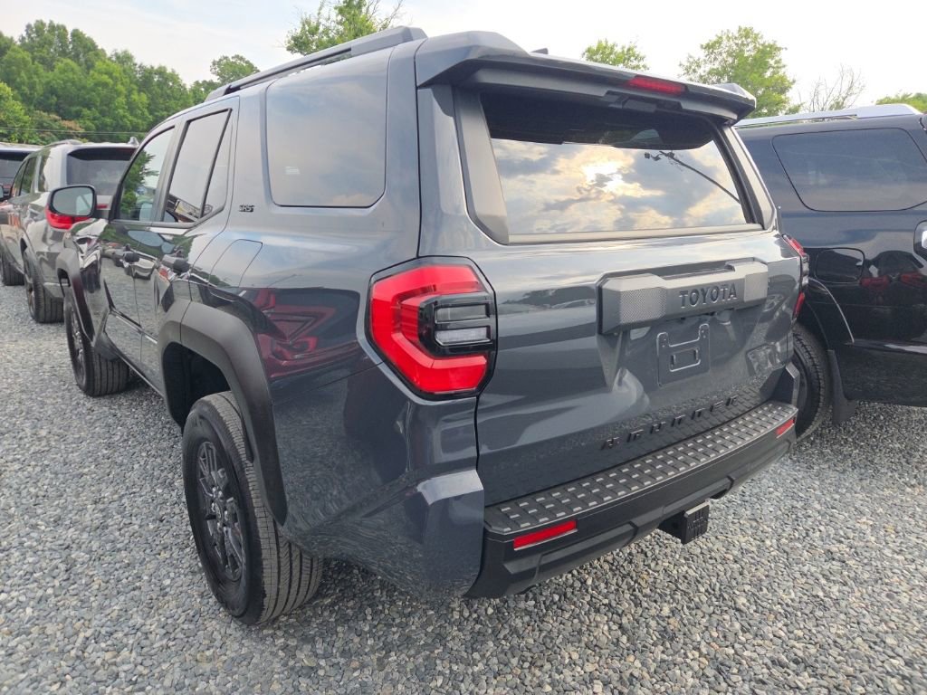 Used 2026 Toyota 4Runner SR5 RWD image 4