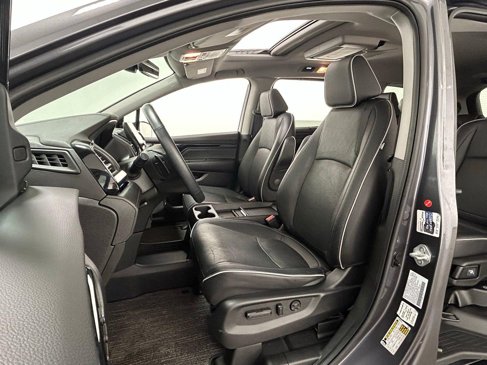 Used 2022 Honda Odyssey Elite image 27