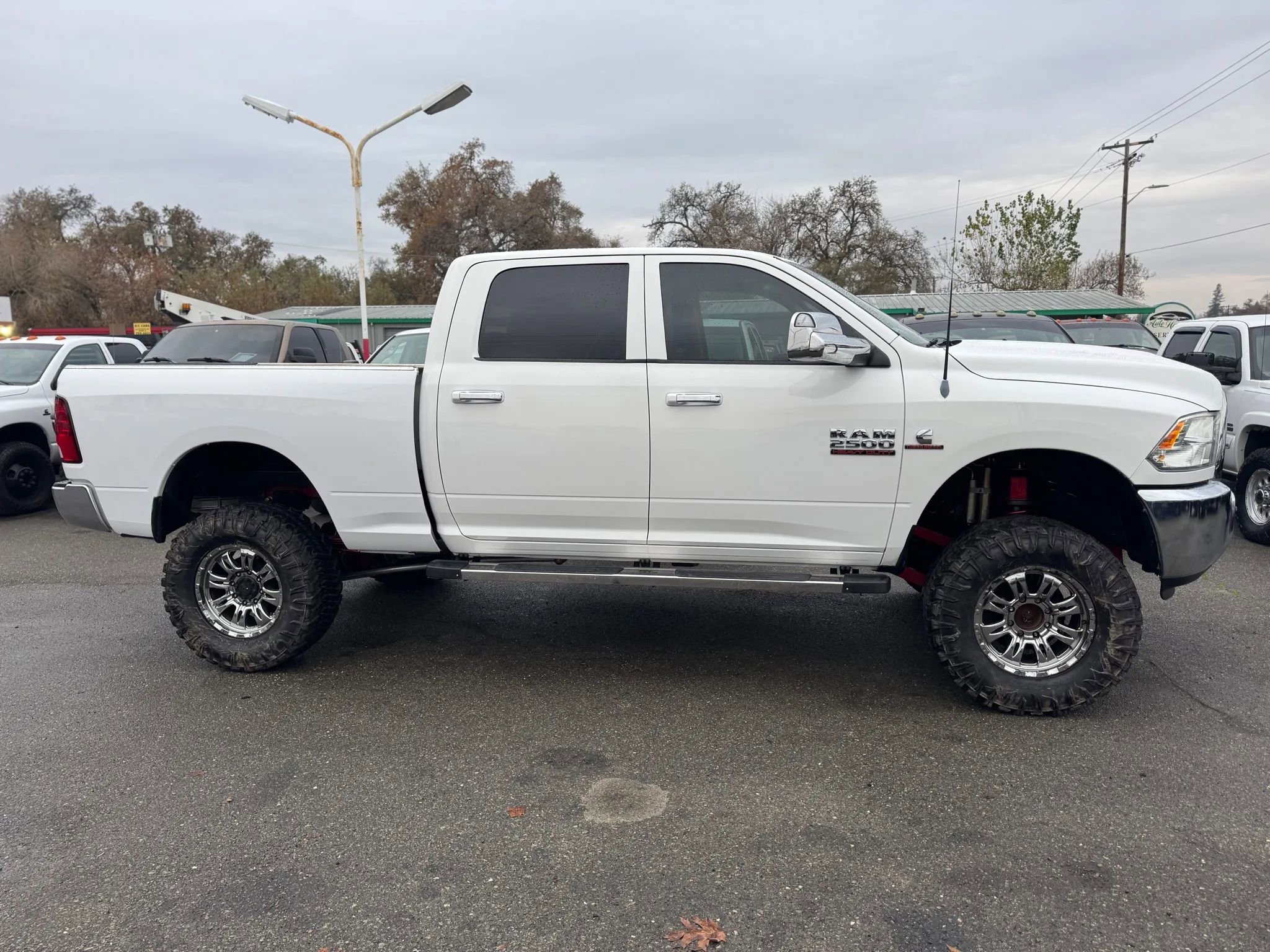 Used 2013 RAM 2500 Tradesman w/ Chrome Appearance Group AWD/4WD image 2