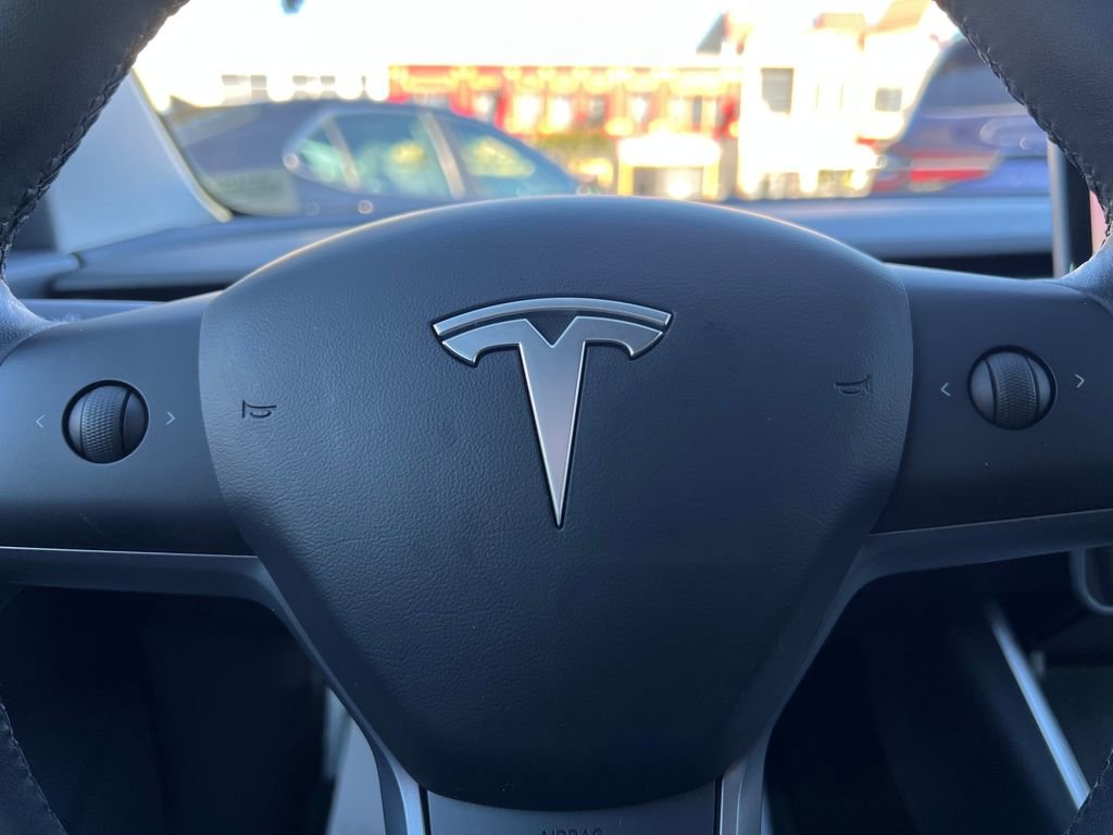 Used 2020 Tesla Model 3 Long Range image 30