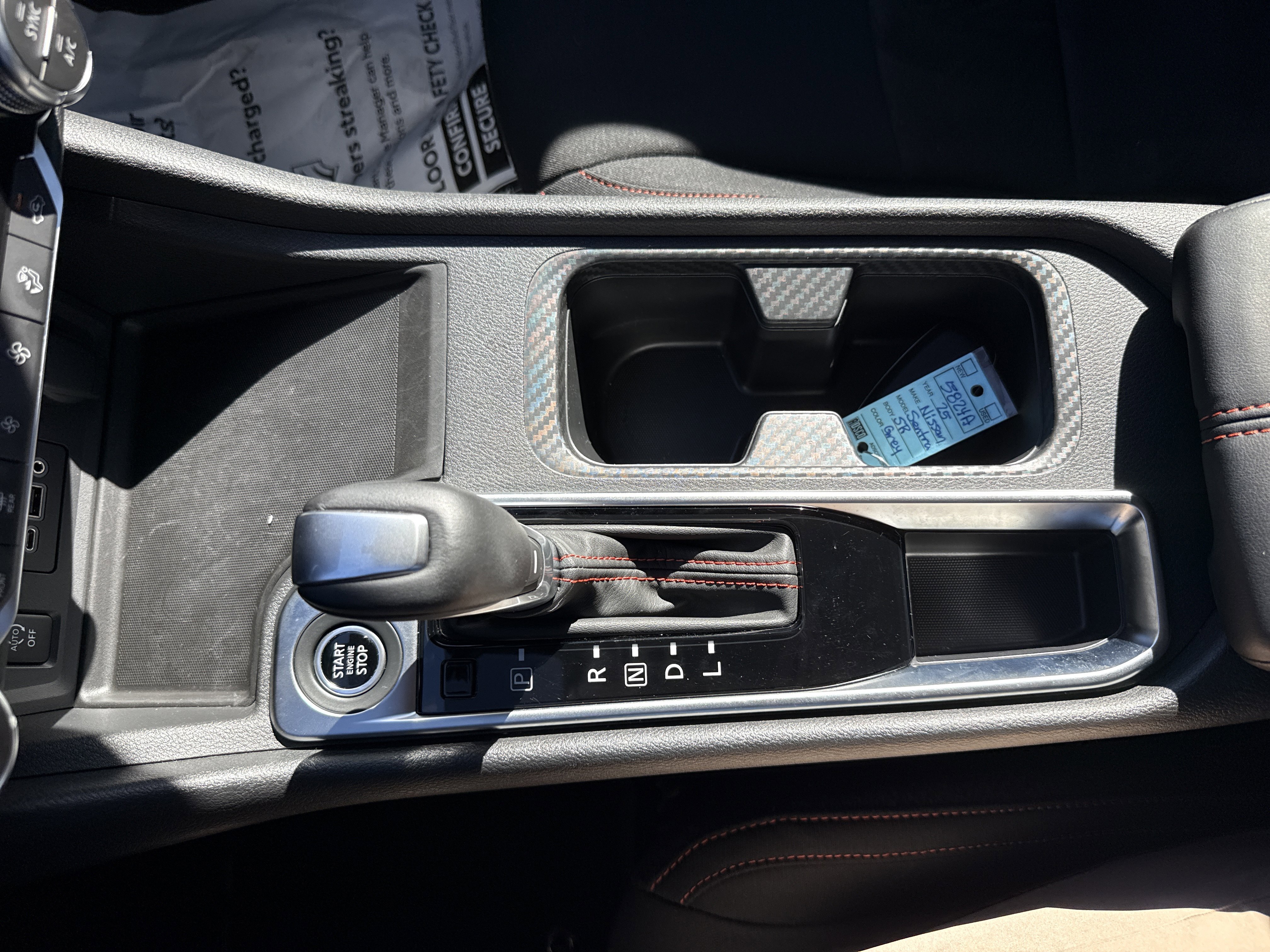 Used 2025 Nissan Sentra SR image 32