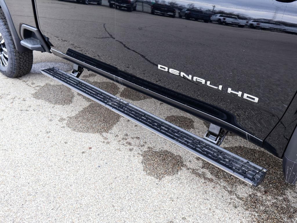 New 2026 GMC Sierra 3500 Denali Ultimate image 8
