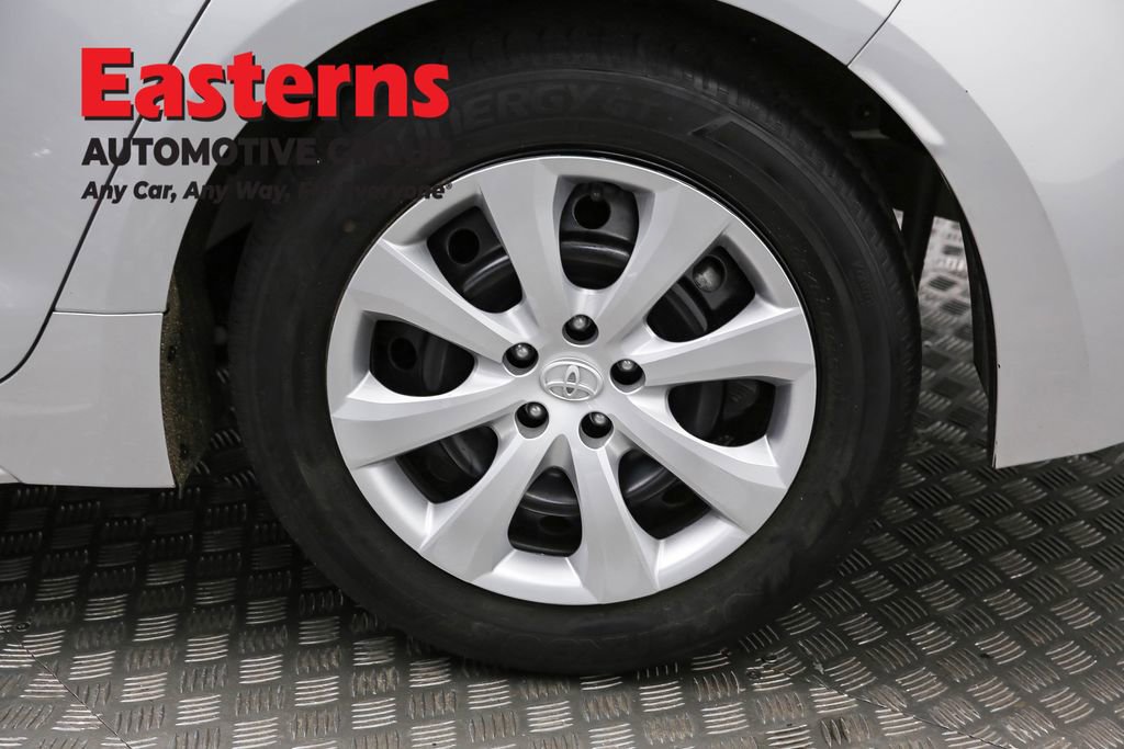 Used 2023 Toyota Corolla LE image 33