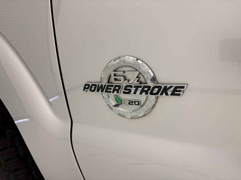 Used 2016 Ford F250 Lariat w/ Lariat Ultimate Package AWD/4WD image 25