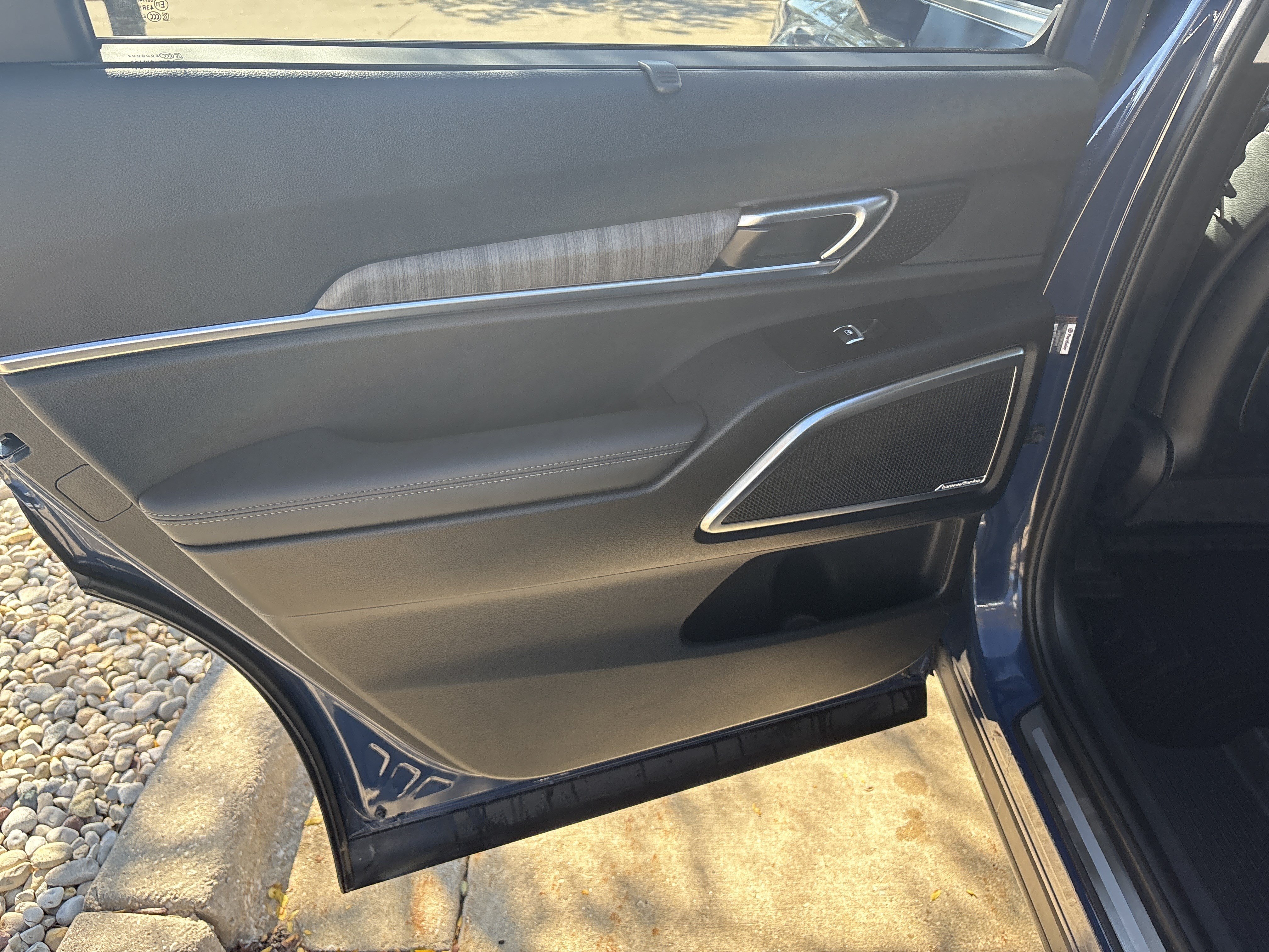 Used 2024 Kia Telluride SX AWD/4WD image 15