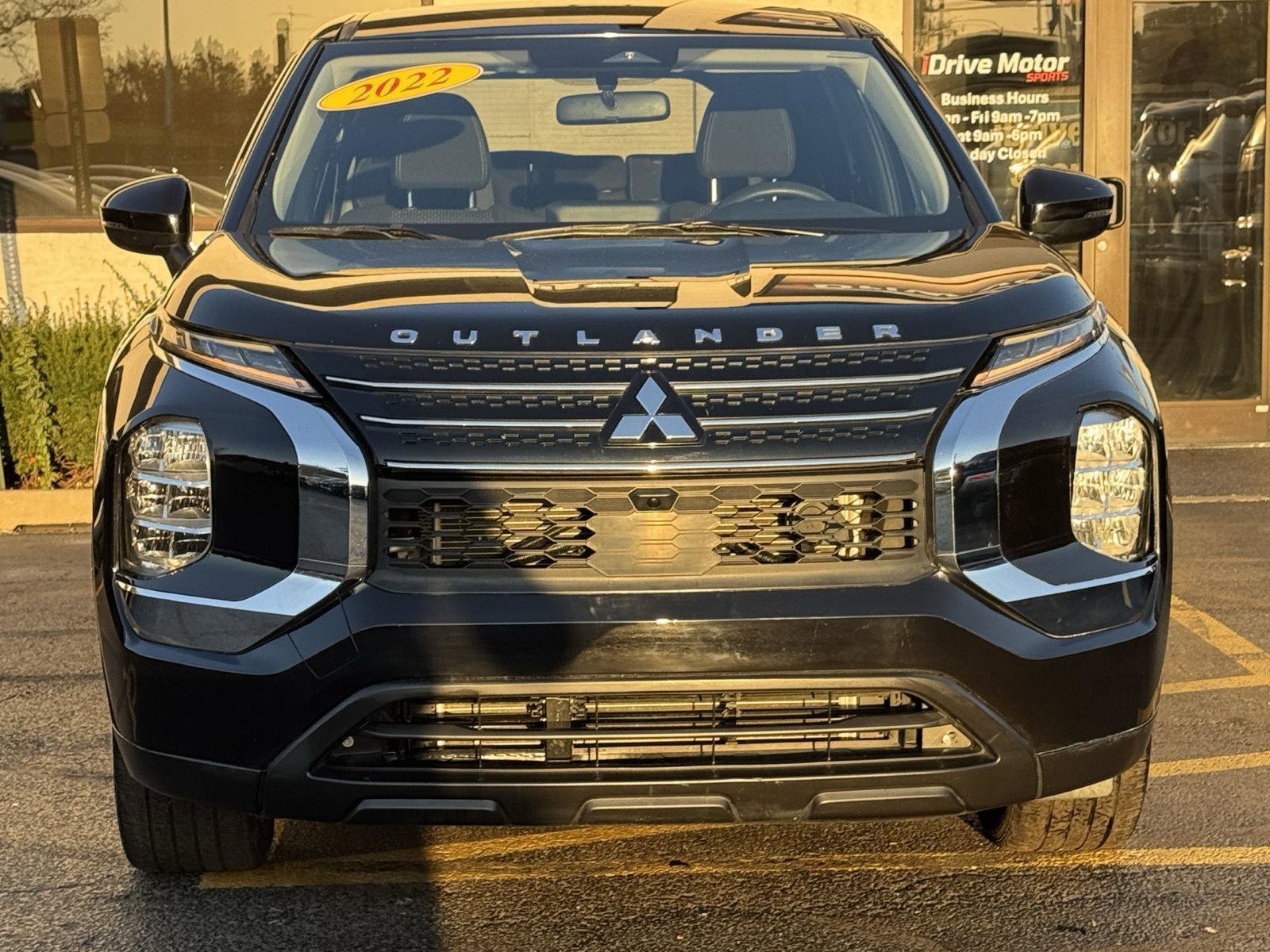 Used 2022 Mitsubishi Outlander ES image 7