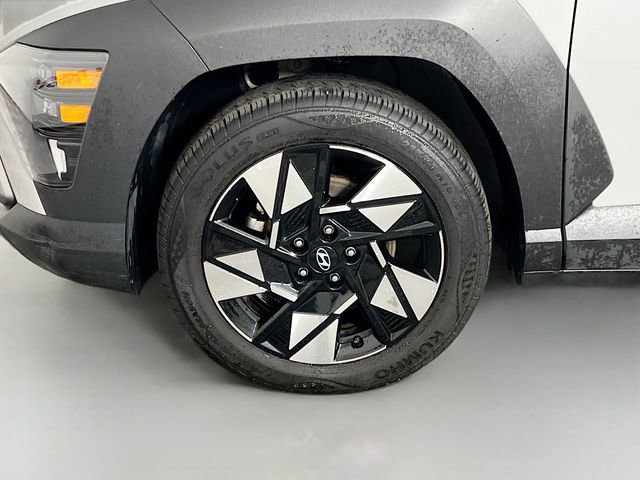 Used 2025 Hyundai Kona SEL image 25