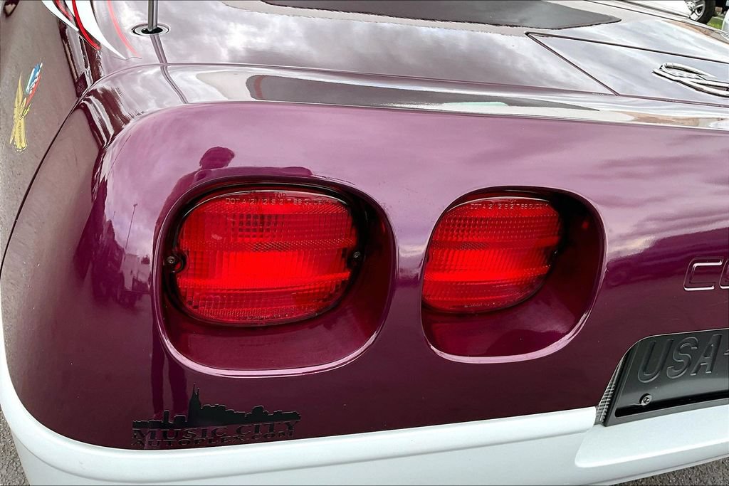 Used 1995 Chevrolet Corvette Convertible RWD image 23
