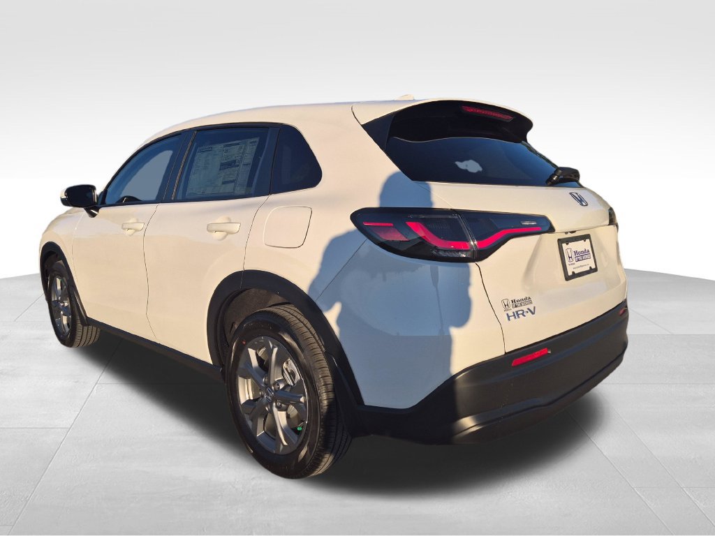 New 2027 Honda HR-V LX image 5