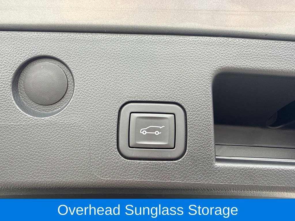 Used 2026 Chevrolet Equinox LT w/ Convenience Package II FWD image 10