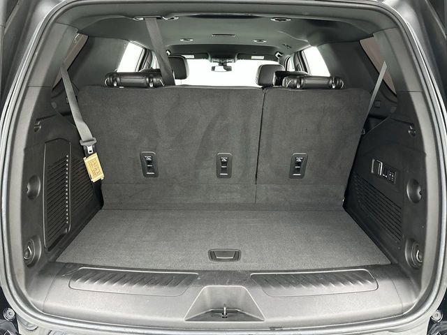 Used 2022 GMC Yukon SLT w/ SLT Luxury Package image 26