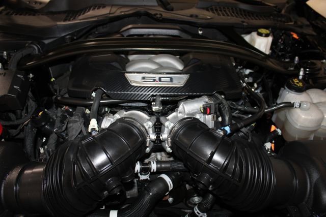 Used 2025 Ford Mustang GT Premium image 33