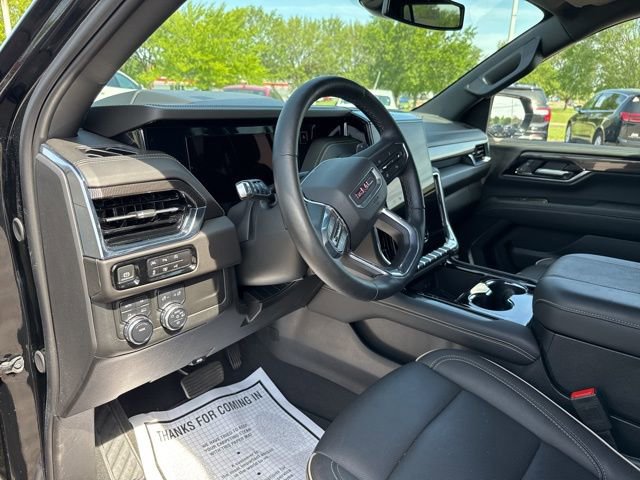 Used 2025 GMC Yukon Elevation w/ LPO, Elevation Black Package image 26