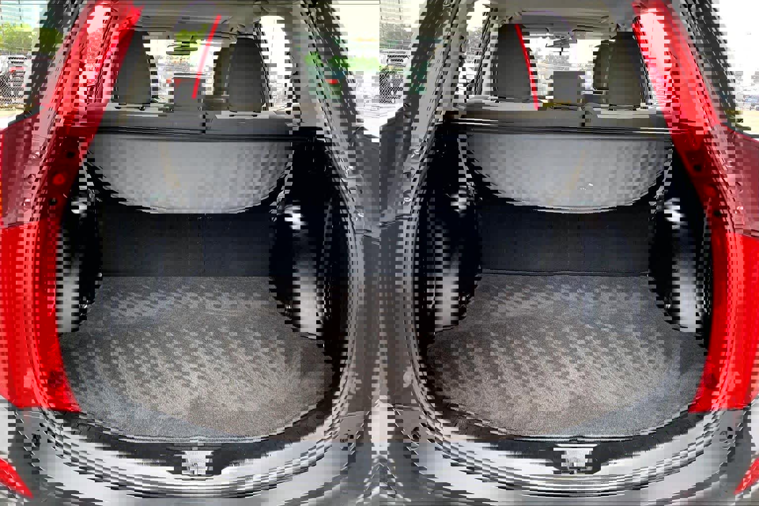 Used 2013 Toyota RAV4 XLE image 34