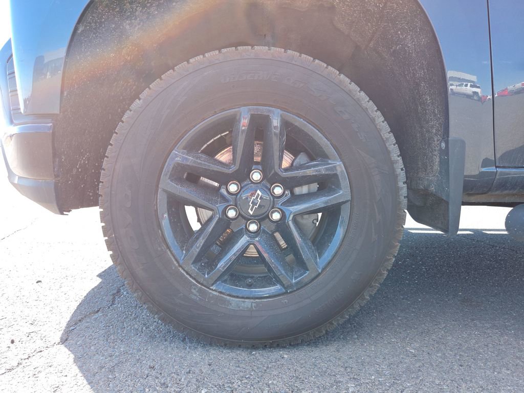 Used 2021 Chevrolet Silverado 1500 Custom Trail Boss w/ Safety Confidence Package AWD/4WD image 12