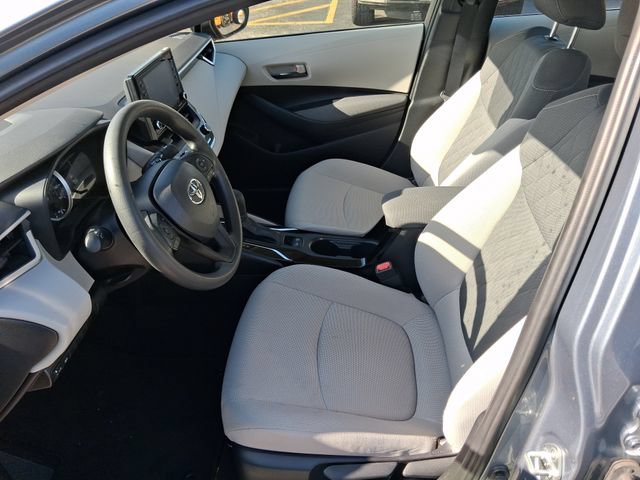 Used 2022 Toyota Corolla LE FWD image 12