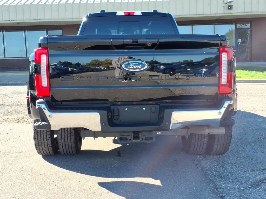 Used 2026 Ford F350 XLT w/ XLT Premium Package AWD/4WD image 4