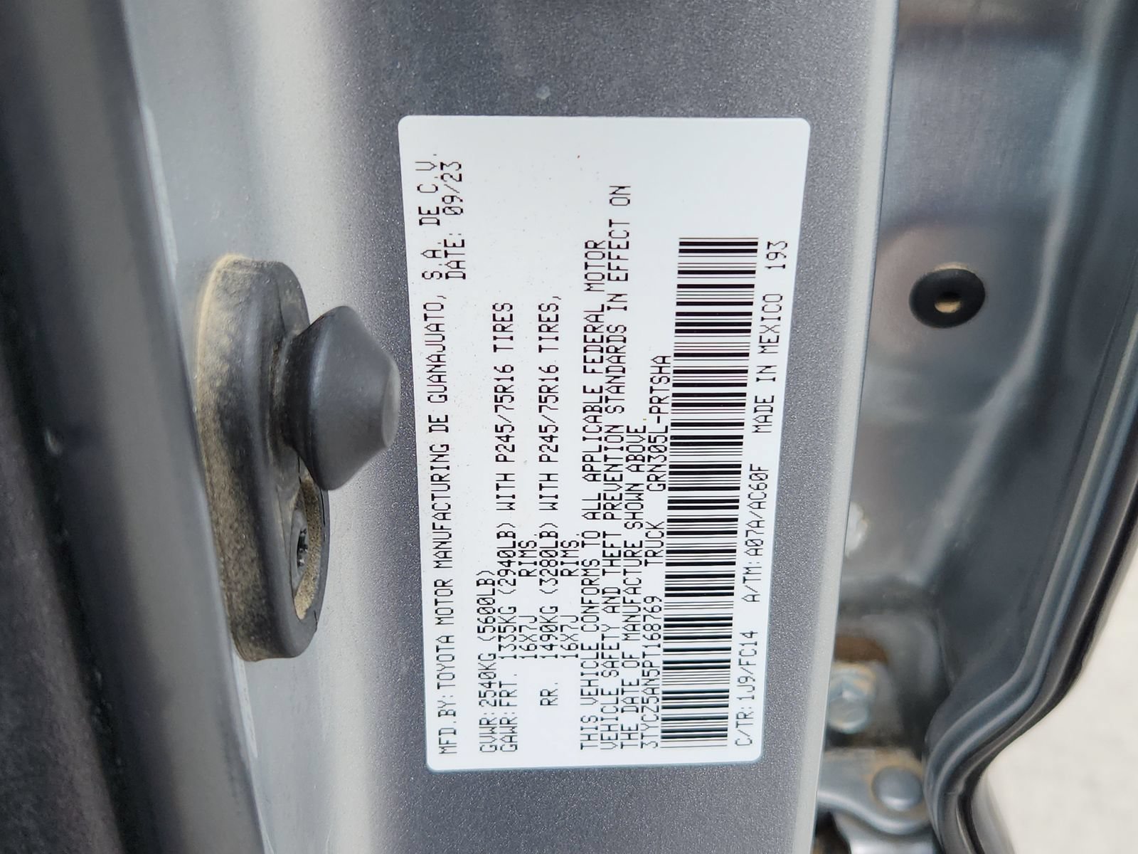 Used 2023 Toyota Tacoma SR5 w/ Technology Package AWD/4WD image 19