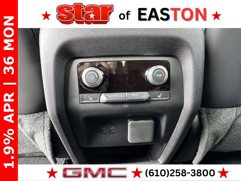 New 2026 GMC Acadia AT4 w/ Luxury Package image 18