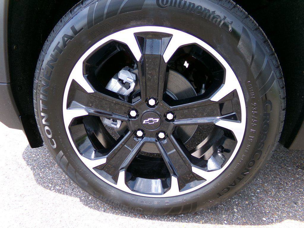 New 2026 Chevrolet Equinox LT w/ Convenience Package II image 22