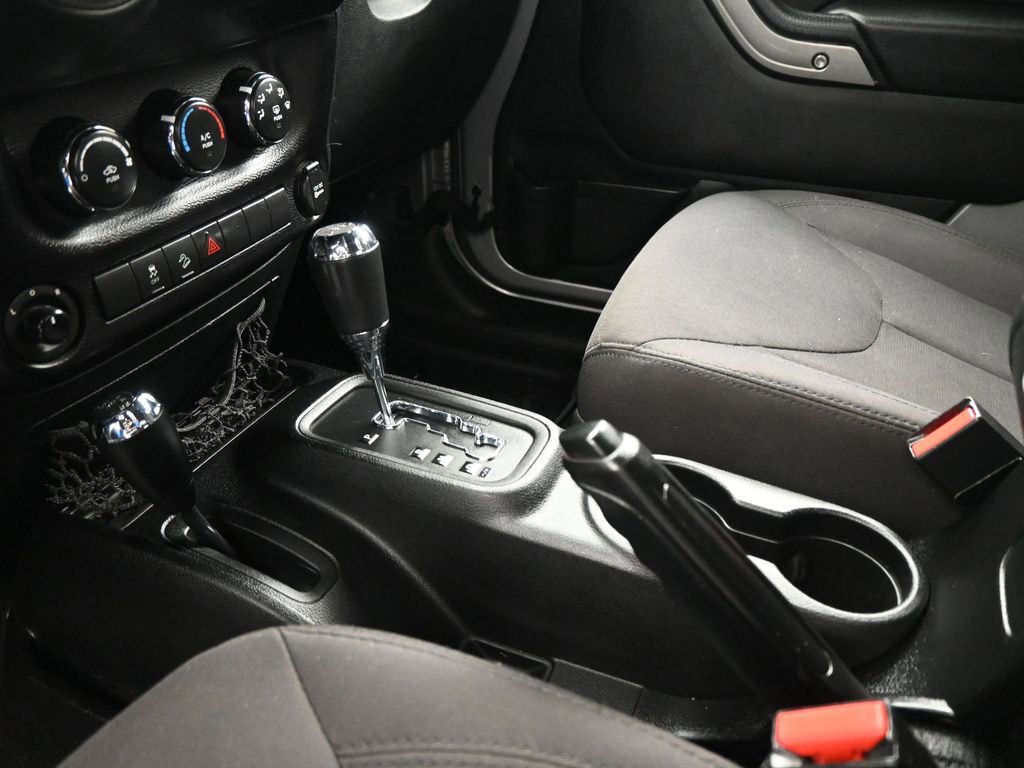 Used 2015 Jeep Wrangler Unlimited Sport w/ Quick Order Package 24S image 12