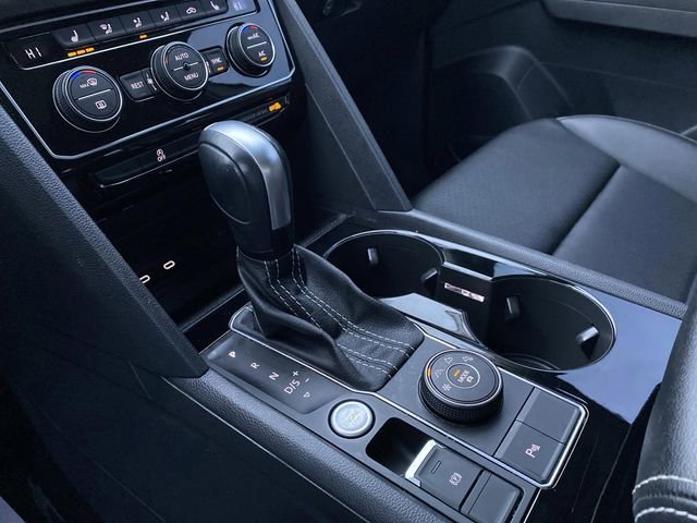 Used 2023 Volkswagen Atlas SEL R-Line image 22