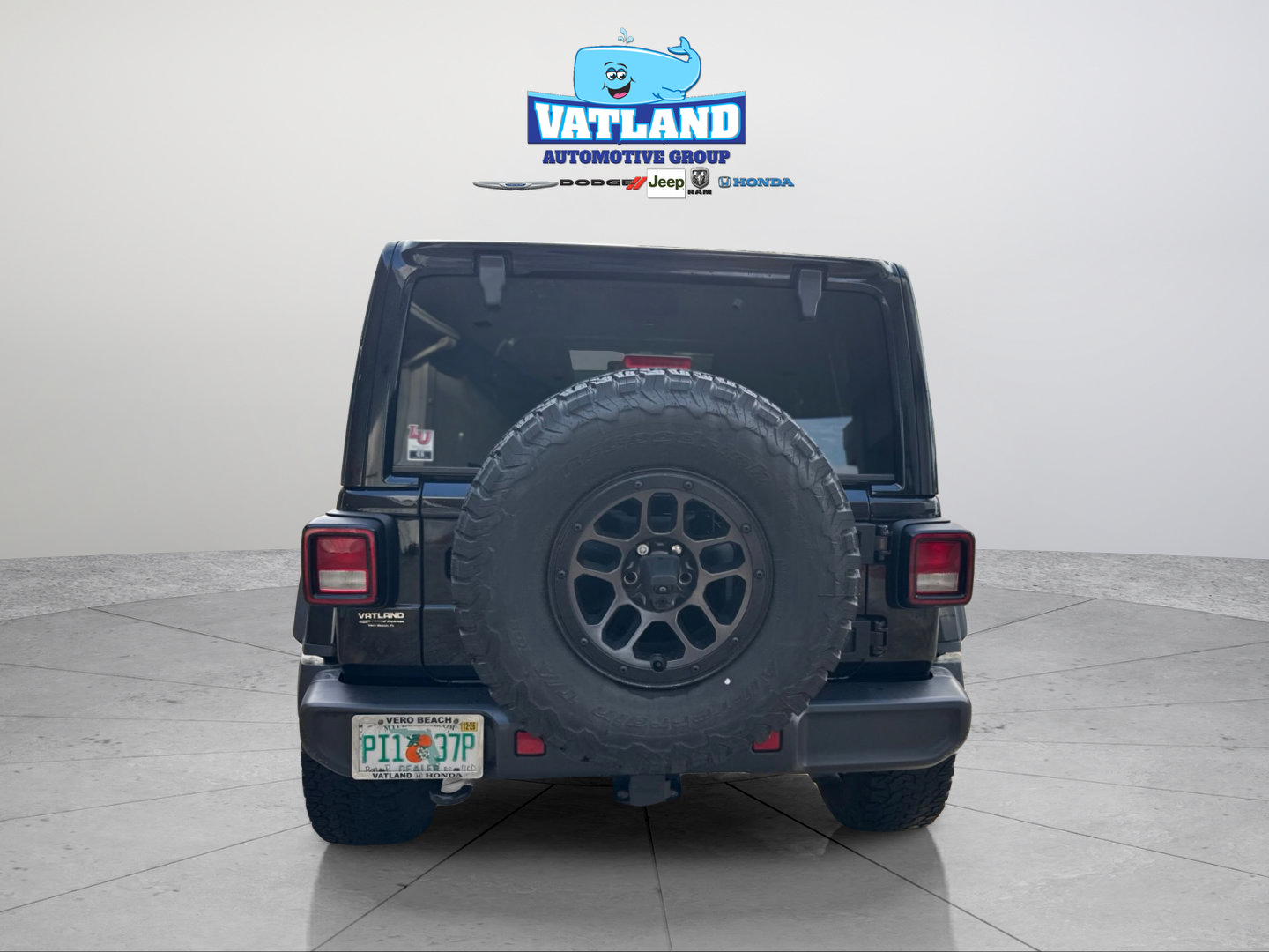 Used 2023 Jeep Wrangler Unlimited Sport w/ Xtreme 35 Tire Package AWD/4WD image 4