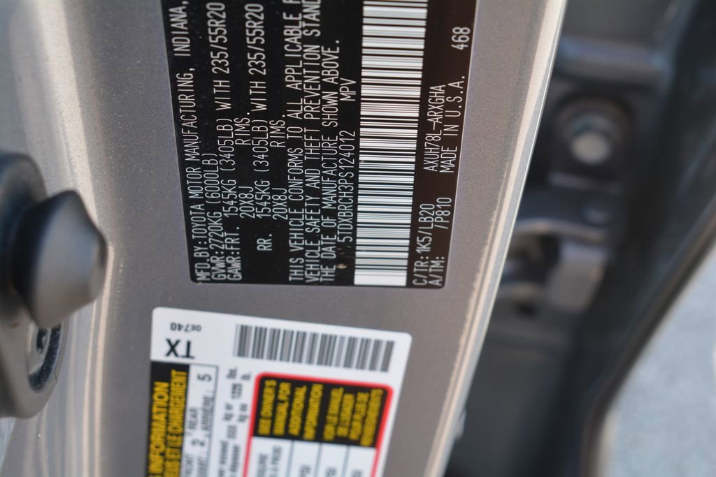 Used 2023 Toyota Highlander Limited AWD/4WD image 30