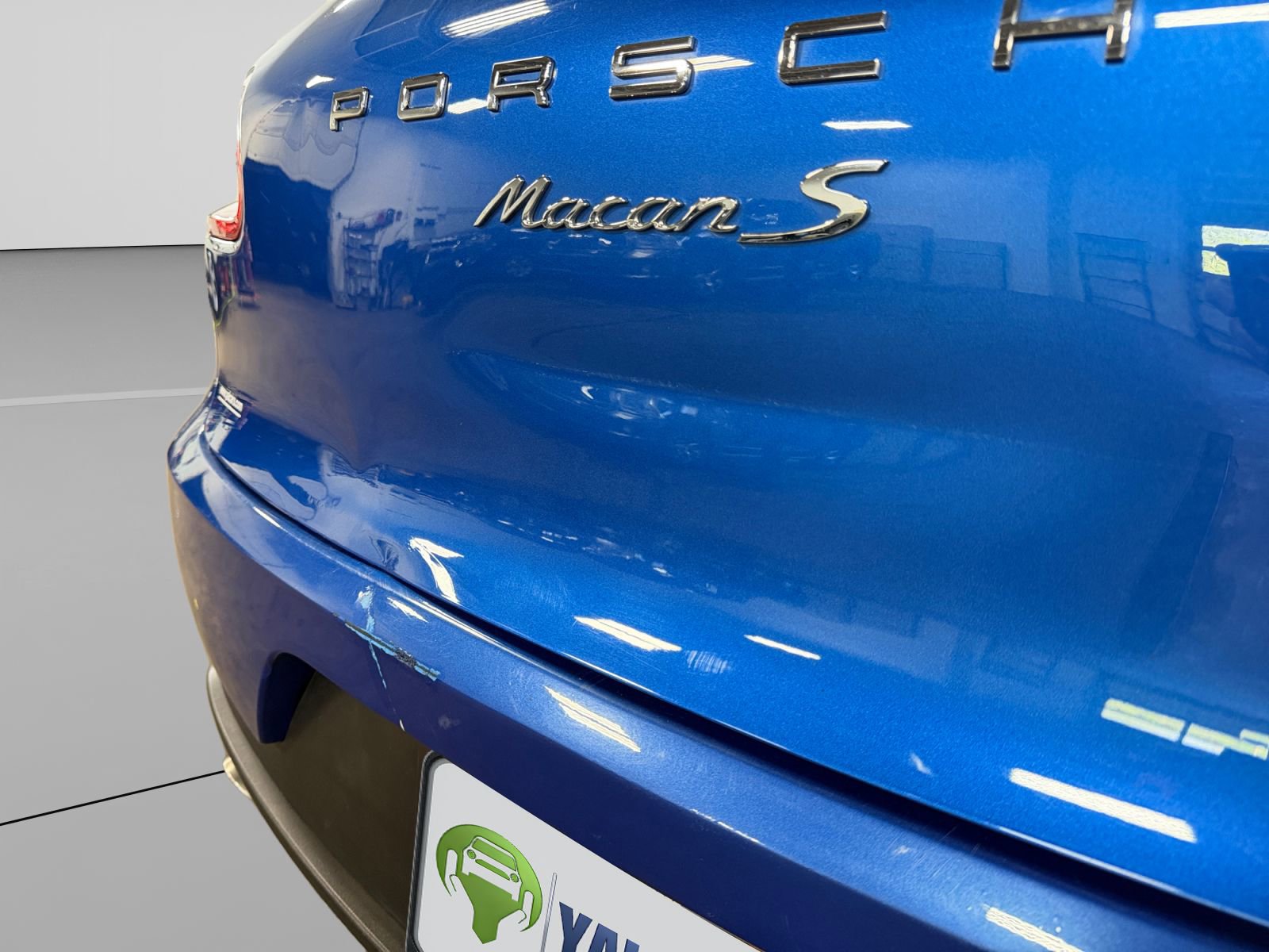 Used 2015 Porsche Macan S AWD/4WD image 46