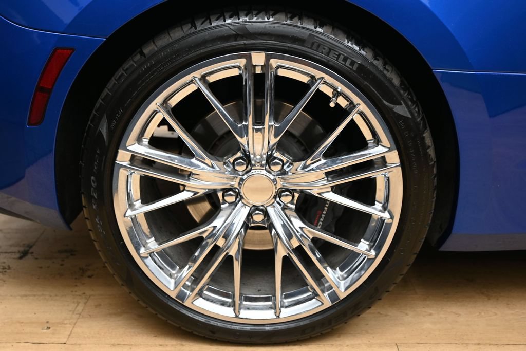Used 2017 Chevrolet Camaro SS RWD image 13