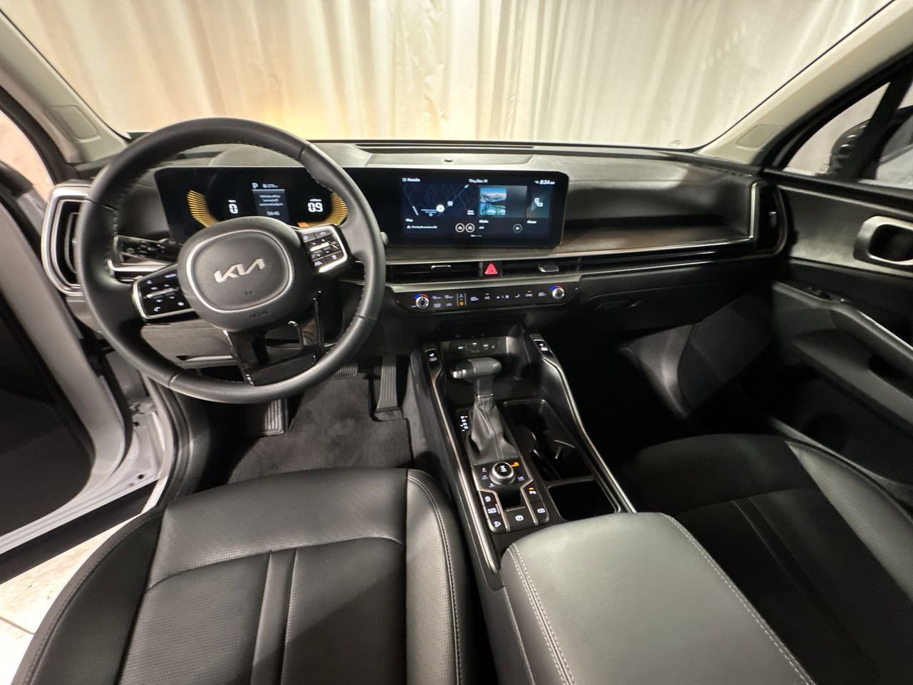 Certified 2024 Kia Sorento X-Line EX image 15