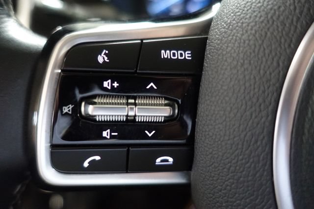 Used 2022 Kia Sorento SX FWD image 13