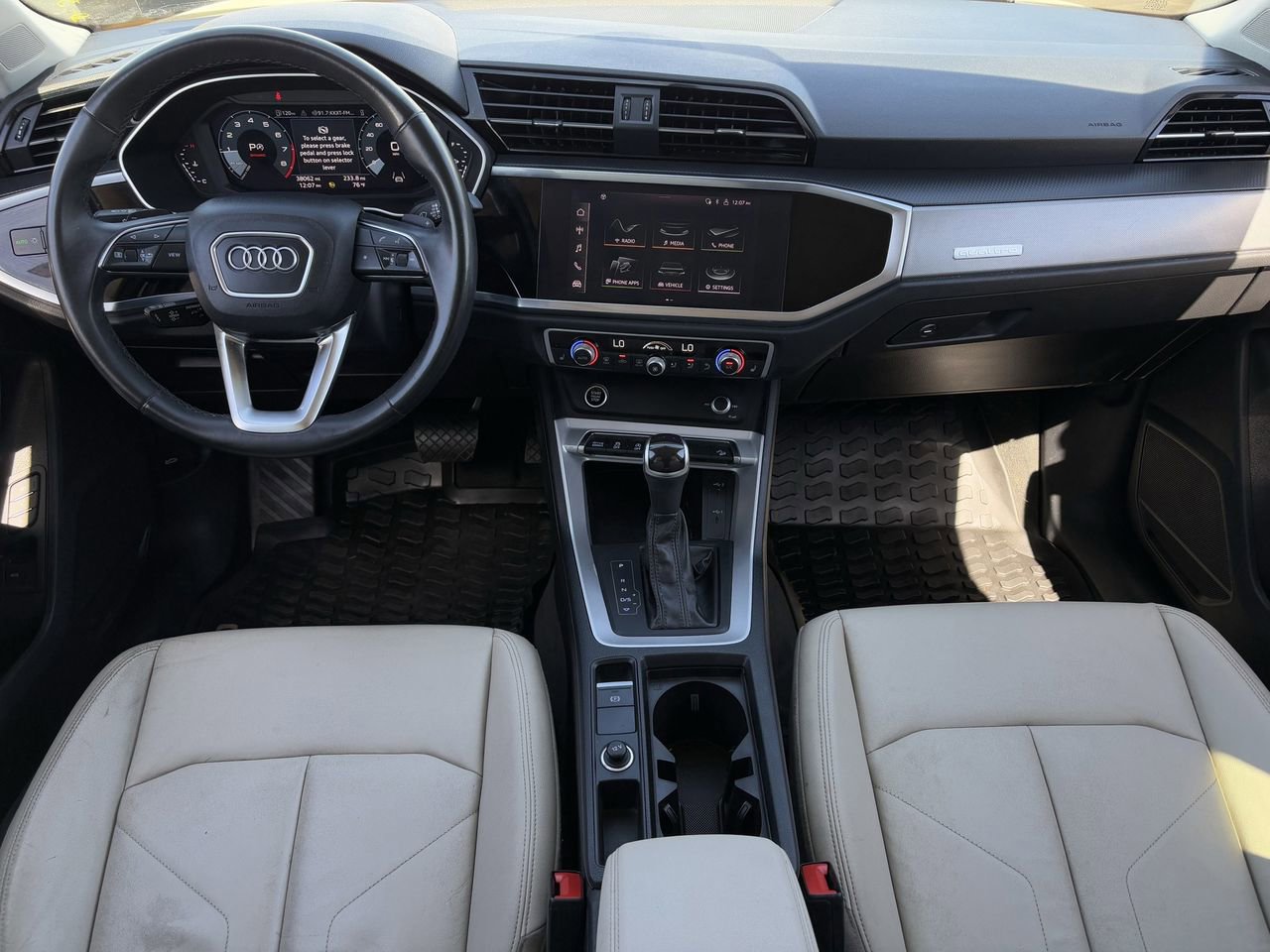 Used 2022 Audi Q3 2.0T Premium Plus image 12