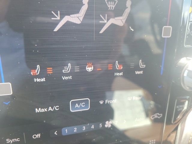 Used 2024 RAM 2500 Limited w/ Safety Group AWD/4WD image 10
