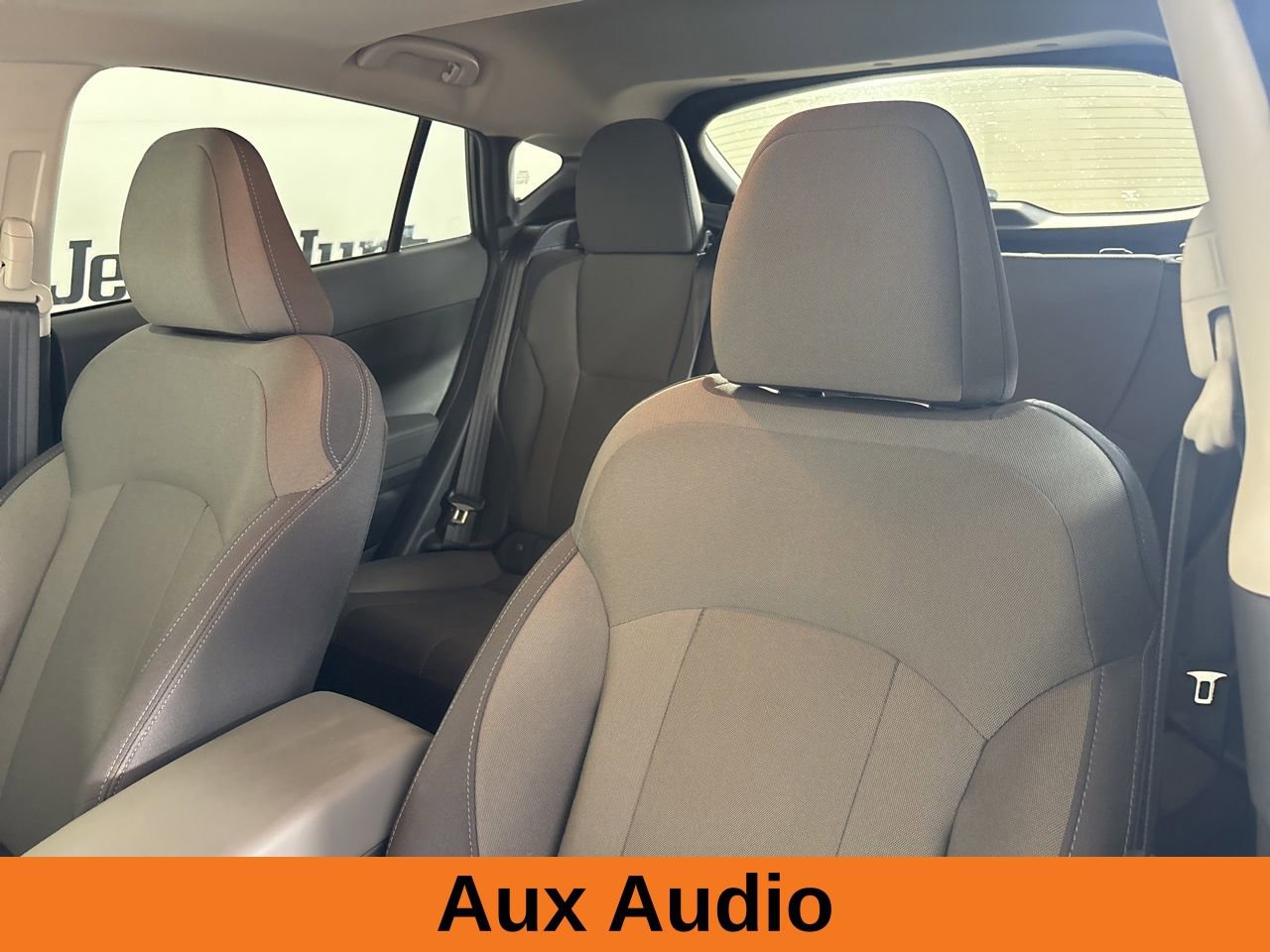 Used 2025 Subaru Crosstrek 2.0i Premium image 11