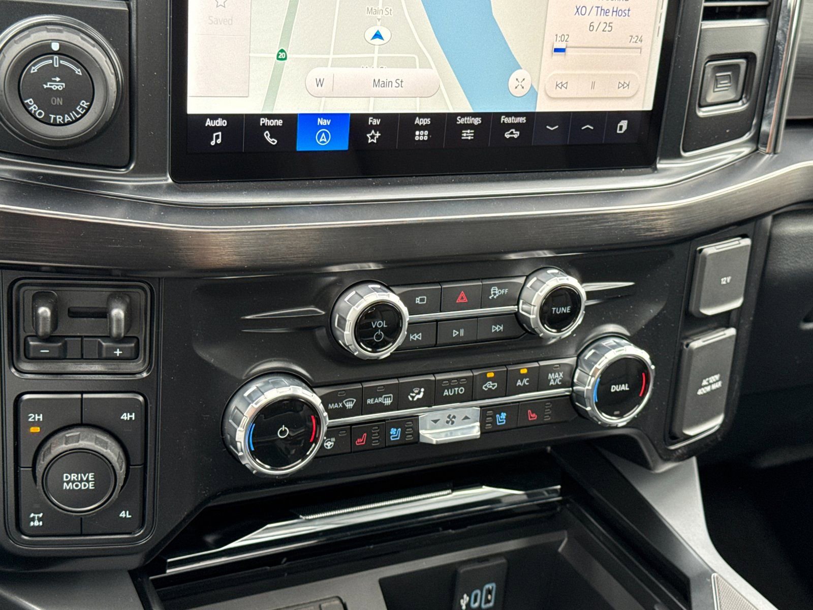 New 2026 Ford F250 4x4 Crew Cab Super Duty image 23