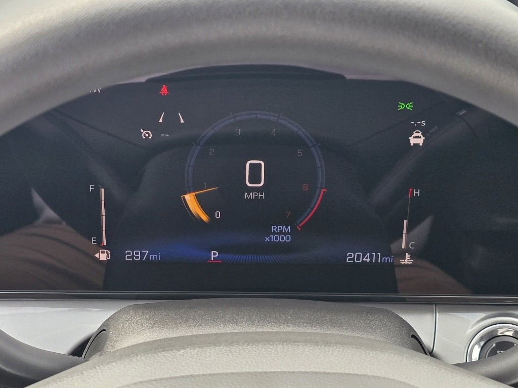 Used 2024 Chevrolet Trax LT image 7